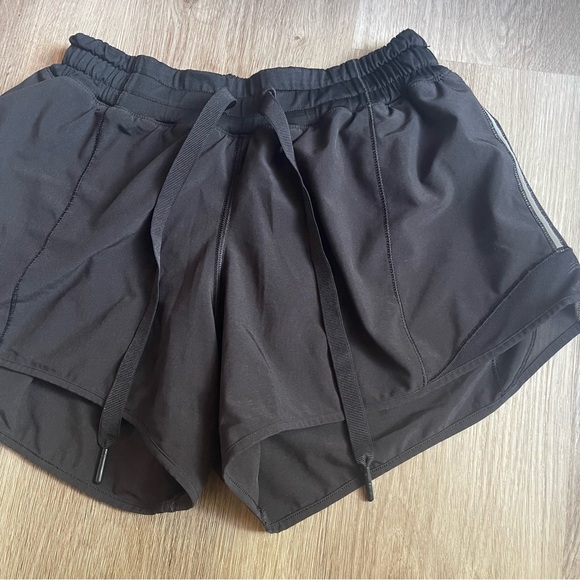 Lululemon Hotty Hot Black Shorts - Picture 2 of 7